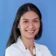 La imagen muestra a la Dra. María José Torres, especialista en Cardiología de la Clínica Universidad de Navarra. La Dra. Torres se dedica al diagnóstico y tratamiento de enfermedades cardiovasculares.
