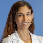 Imagen de la Dra. Estefanía Chumbiauca, especialista en Endocrinología y Nutrición de la Clínica Universidad de Navarra.